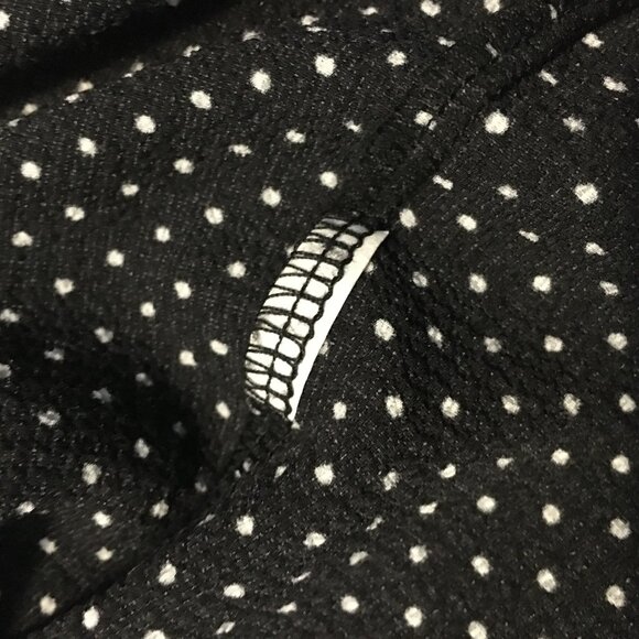 Pleione Black Tiny White Polka Dot Sleeveless Tie Up Blouse - Picture 9 of 13